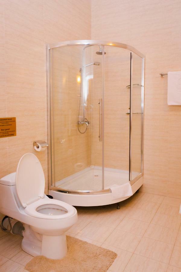 Atb Grand Hotel Атырау Экстерьер фото