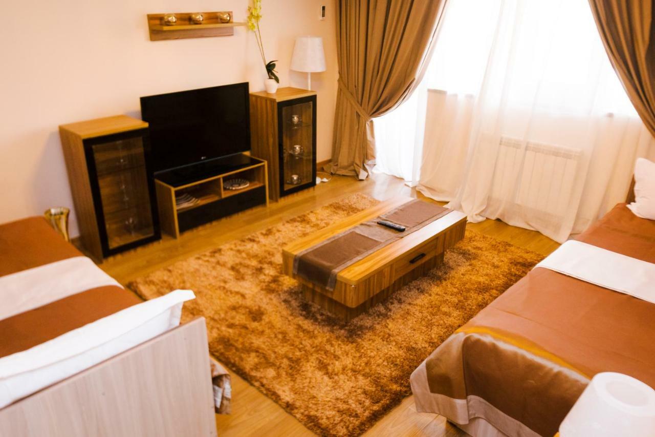 Atb Grand Hotel Атырау Экстерьер фото